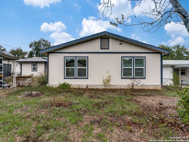 162 Sullivan, San Antonio, TX 78213