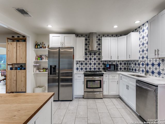 162 Sullivan, San Antonio, TX 78213