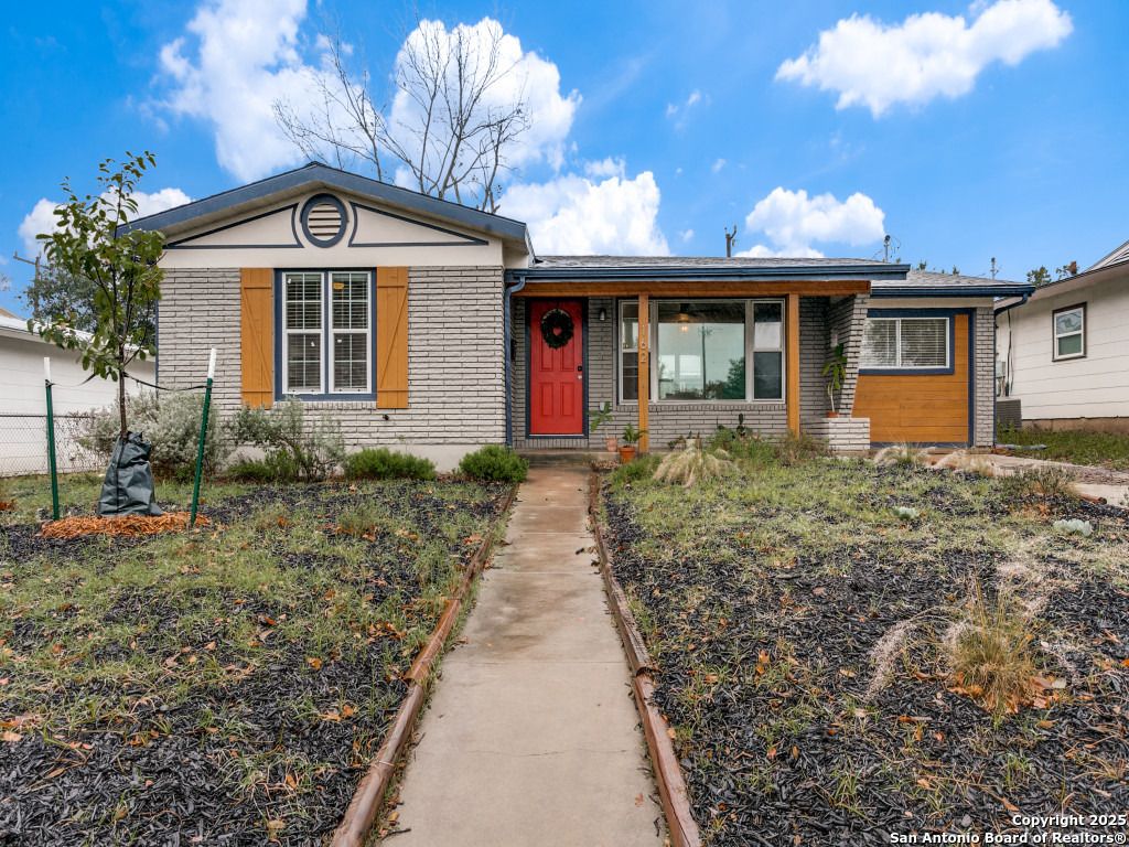 162 Sullivan, San Antonio, TX 78213