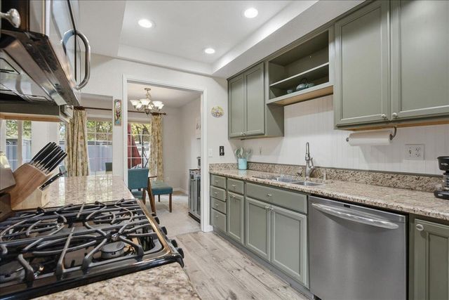 3292 Amethyst Ln, Cameron Park, CA 95682