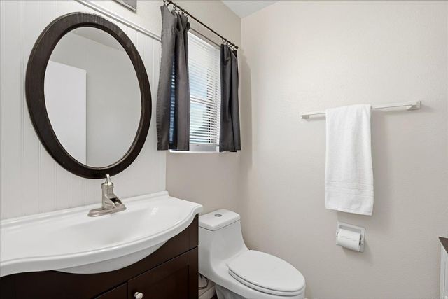 3292 Amethyst Ln, Cameron Park, CA 95682