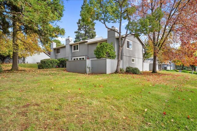 3292 Amethyst Ln, Cameron Park, CA 95682