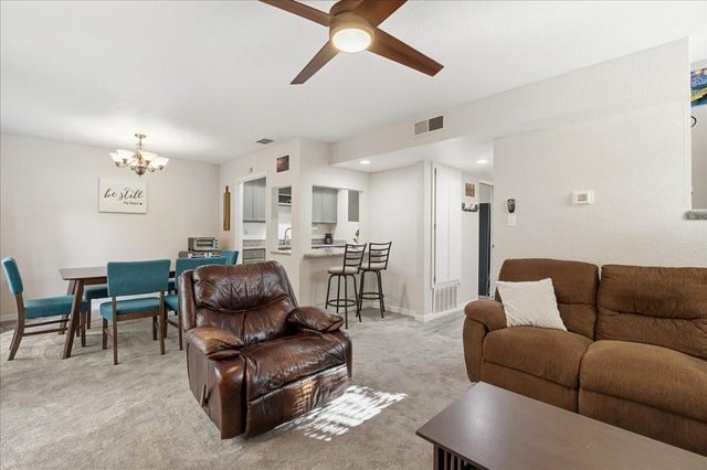 3292 Amethyst Ln, Cameron Park, CA 95682