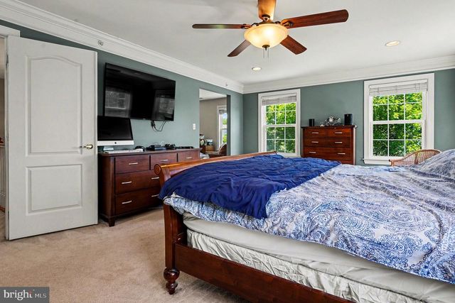3836 TAYLORTOWN RD, Furlong, PA 18925