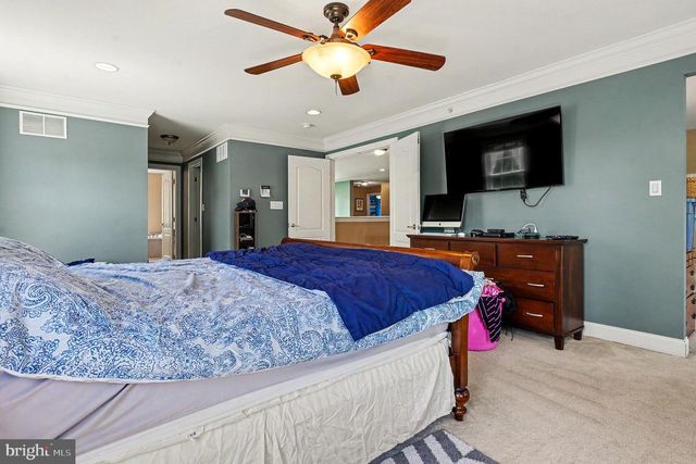 3836 TAYLORTOWN RD, Furlong, PA 18925