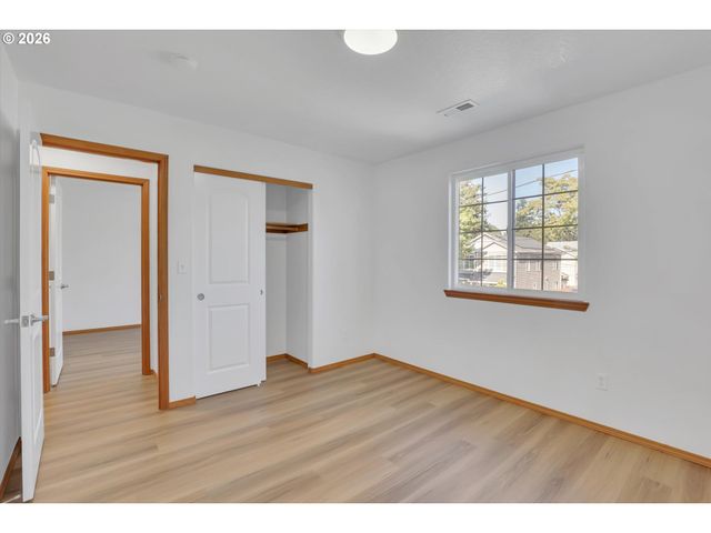5533 Se 89TH Ave, Portland, OR 97266