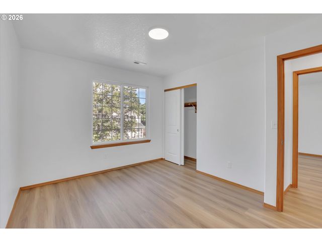 5533 Se 89TH Ave, Portland, OR 97266