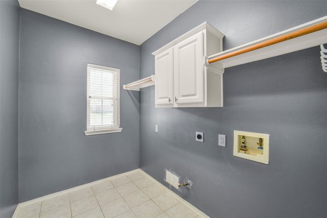 402 Sterling Heights Lane, Houston, TX 77094