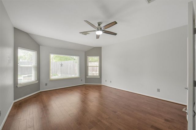 402 Sterling Heights Lane, Houston, TX 77094