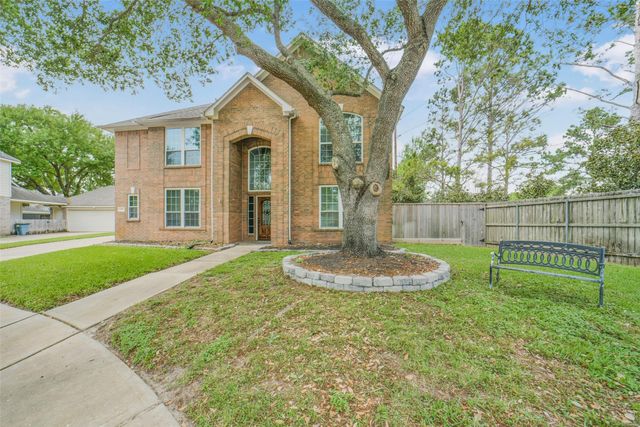 402 Sterling Heights Lane, Houston, TX 77094