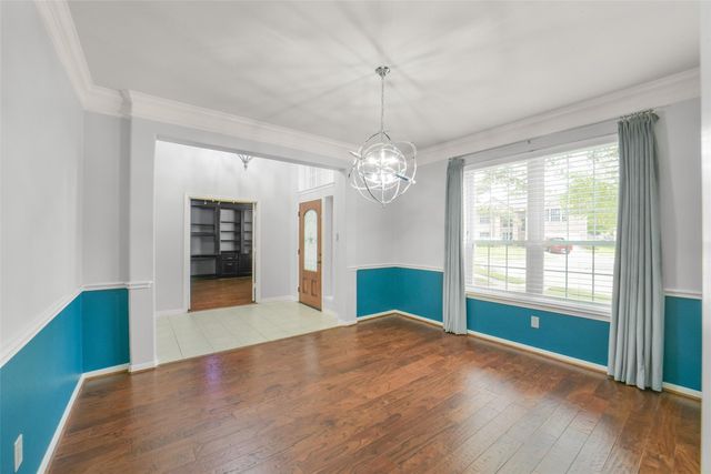 402 Sterling Heights Lane, Houston, TX 77094