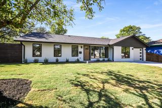 2401 Rogge LN, Austin, TX 78723