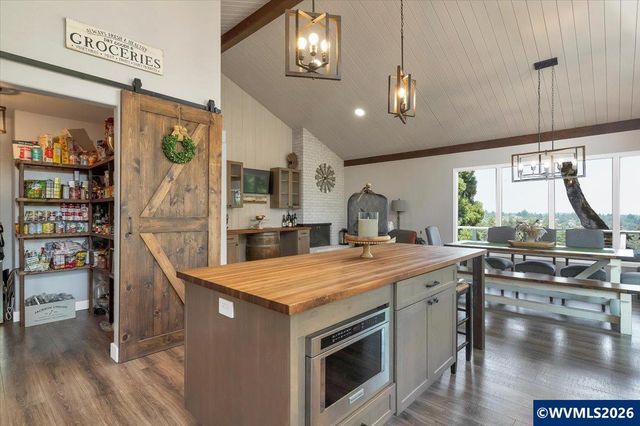 3323 Belvedere St NW, Salem, OR 97304