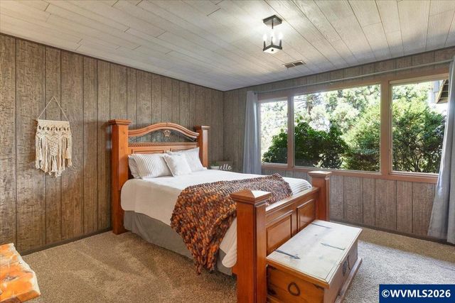 3323 Belvedere St NW, Salem, OR 97304