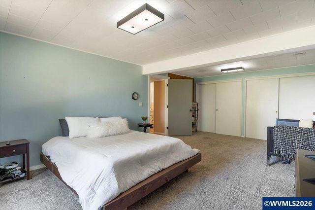3323 Belvedere St NW, Salem, OR 97304