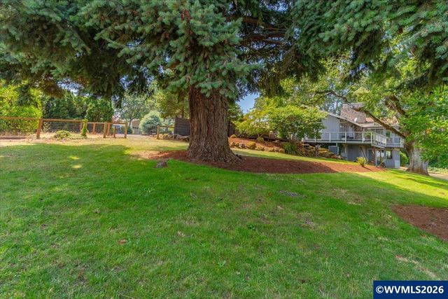 3323 Belvedere St NW, Salem, OR 97304
