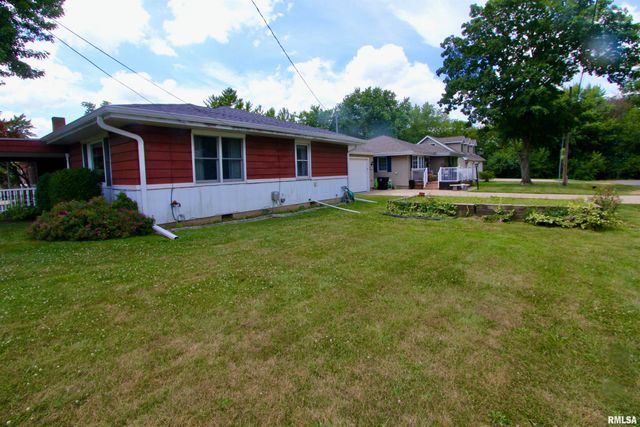 202 STERLING Street, Washington, IL 61571