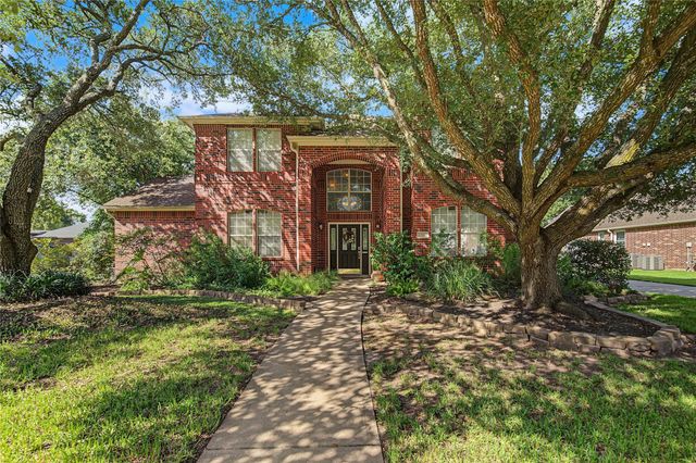 1707 Brill Drive, Friendswood, TX 77546