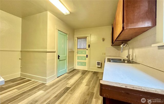 114 Wells Avenue S, Renton, WA 98057