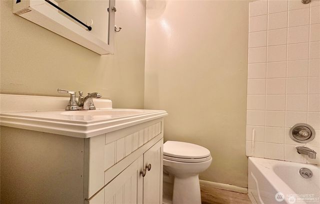 114 Wells Avenue S, Renton, WA 98057