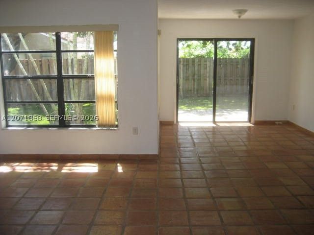 13224 SW 10 TE, Miami, FL 33184