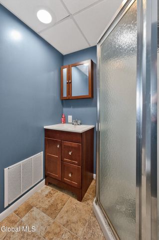 4123 County Route 21, Stuyvesant, NY 12156