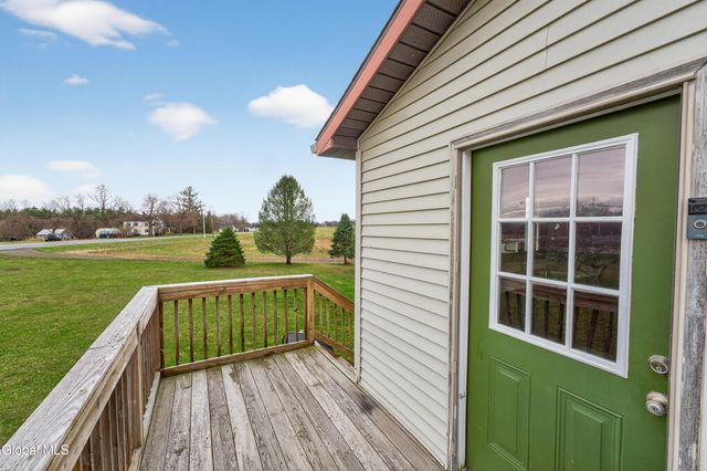 4123 County Route 21, Stuyvesant, NY 12156