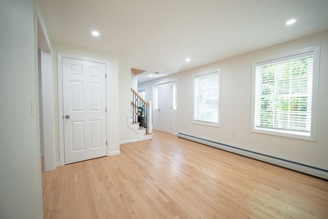 4 Wilder St, Leominster, MA 01453
