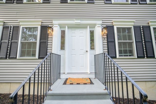 4 Wilder St, Leominster, MA 01453