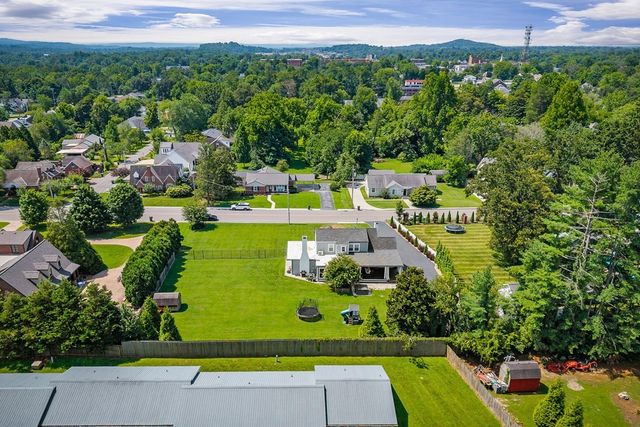 444 E 6th St, Cookeville, TN 38501