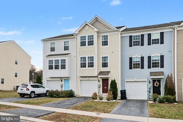 3566 MAPLEWOOD CT, Fayetteville, PA 17222