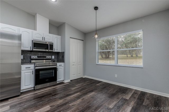 320 N Fresno Avenue, Hernando, FL 34442