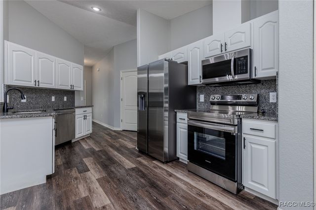 320 N Fresno Avenue, Hernando, FL 34442