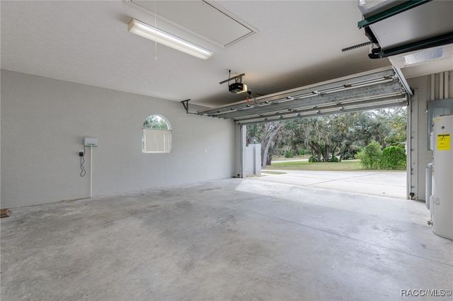 320 N Fresno Avenue, Hernando, FL 34442