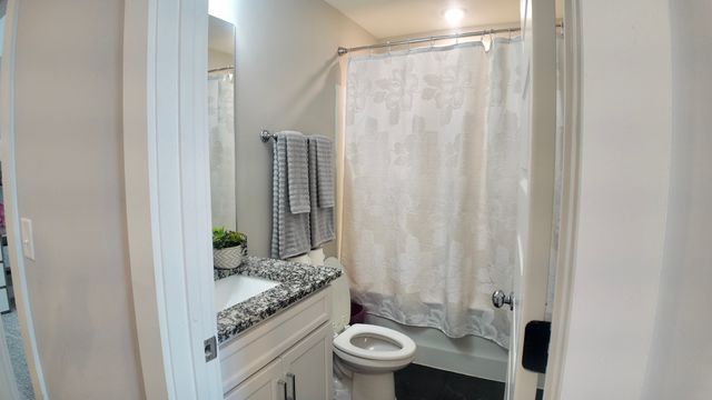 7528 Maggie Dr, Antioch, TN 37013