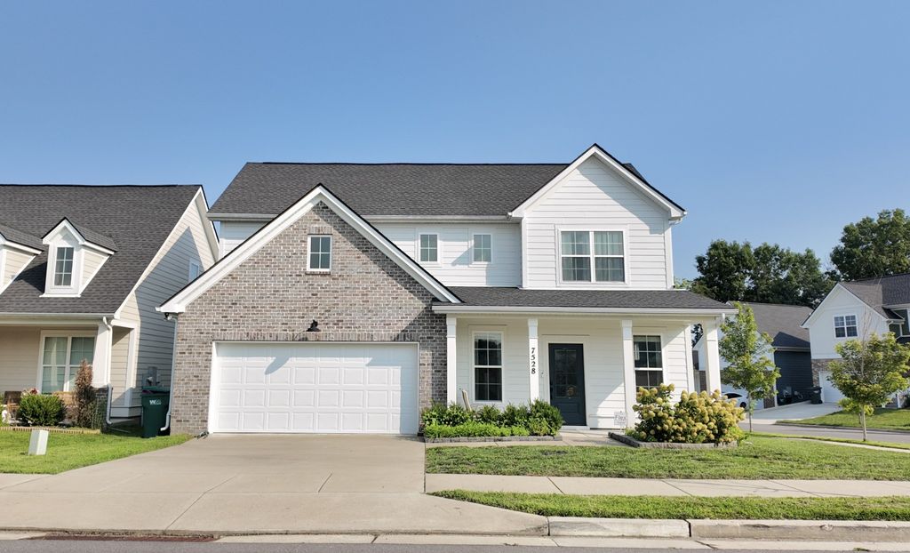 7528 Maggie Dr, Antioch, TN 37013
