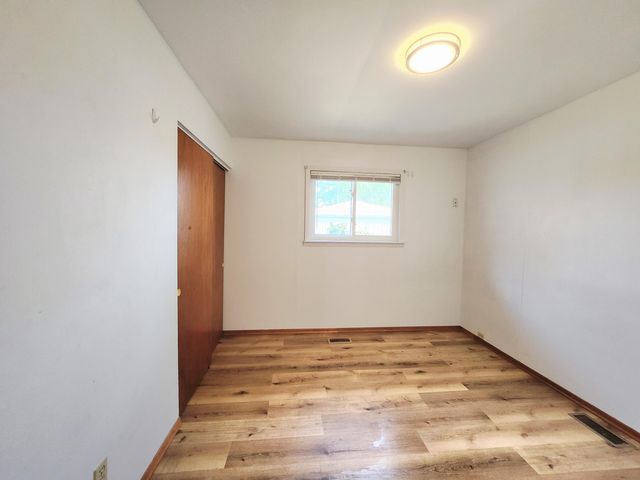 9409 5th Street, Highland, IN 46322