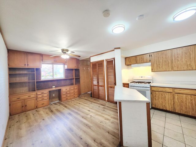 9409 5th Street, Highland, IN 46322