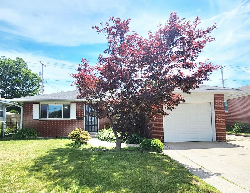 9409 5th Street, Highland, IN 46322