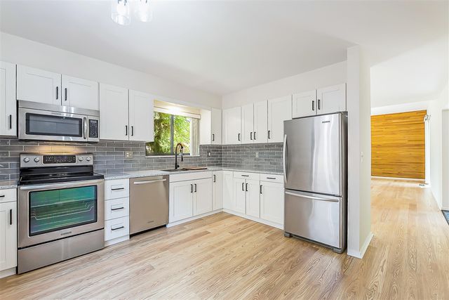 10 Westbury Court, Ann Arbor, MI 48105