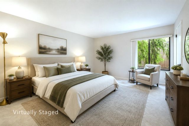 10 Westbury Court, Ann Arbor, MI 48105