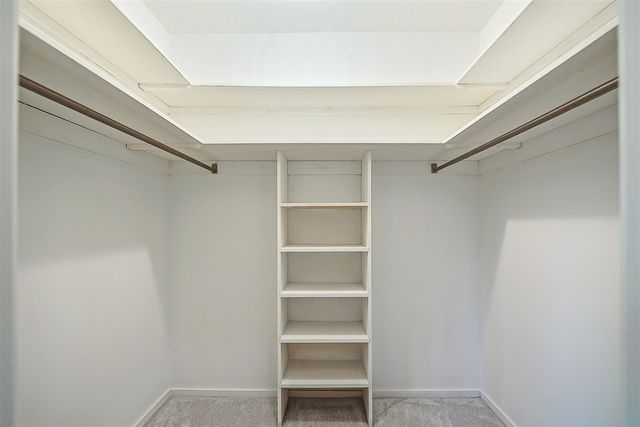 10 Westbury Court, Ann Arbor, MI 48105