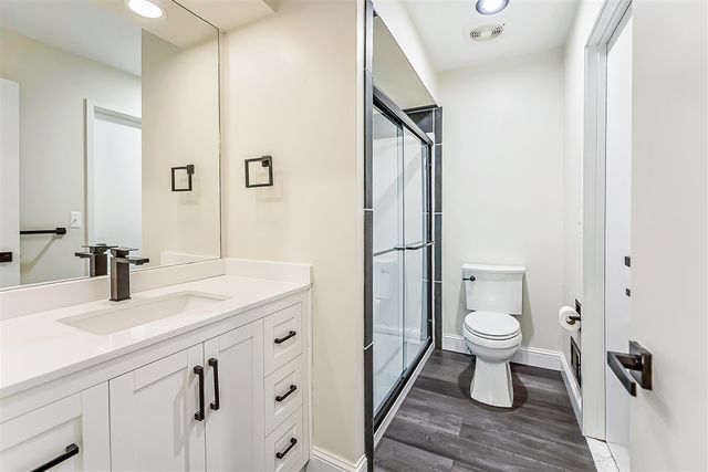 10 Westbury Court, Ann Arbor, MI 48105