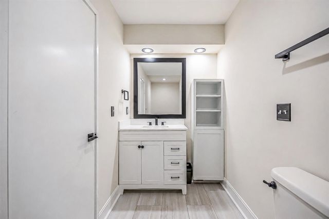 10 Westbury Court, Ann Arbor, MI 48105