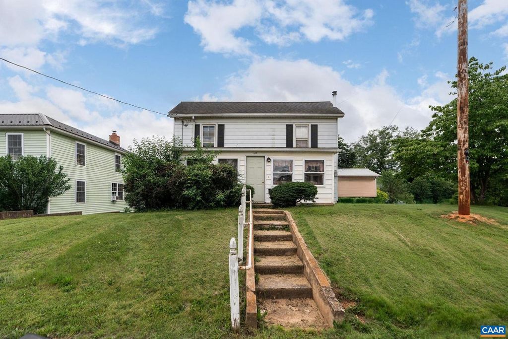 613 6TH ST, Shenandoah, VA 22849