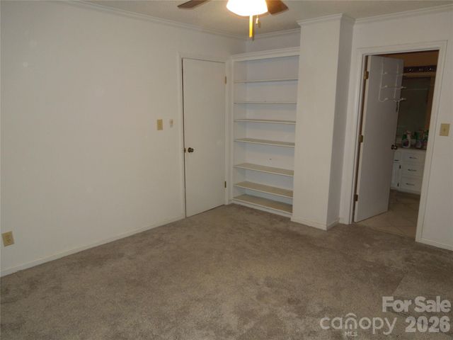 813 Robinson Clemmer Road, Dallas, NC 28034