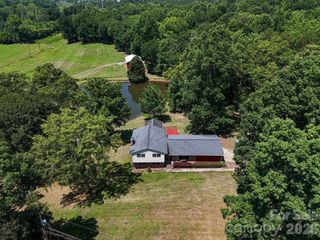 813 Robinson Clemmer Road, Dallas, NC 28034
