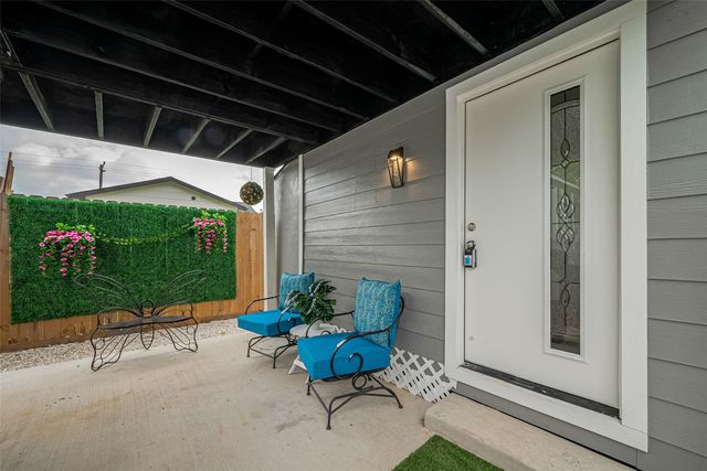 6725 Avenue K, Houston, TX 77011