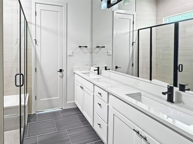 1220 Westborough LN, Leander, TX 78641