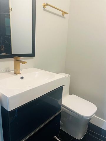 1126 NW 58th Ter Number 3, Miami, FL 33127